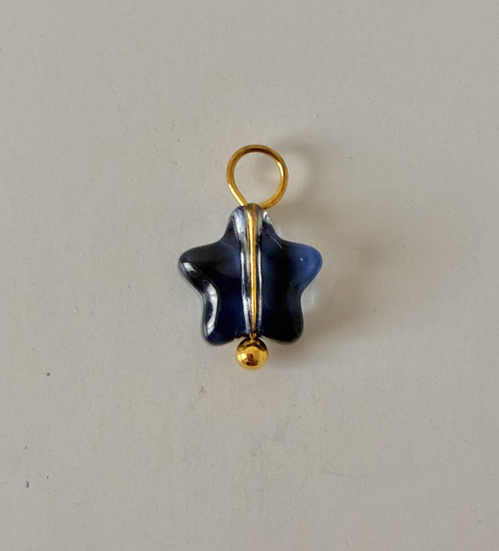 Étoile bleu marine